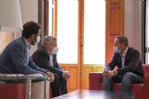 El consejero de Transparencia recibe al presidente de la Casa Regional de Córdoba en Argentina