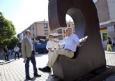 El ro se convierte en un museo al aire libre con 'Esculturas Monumentales' de Juan Mjica