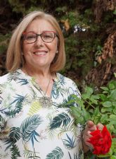 La escritora Aurora Rey Arag�n presenta su nueva novela 'Ama-Mazu. Entre el azul y el blanco'