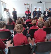 Escolares y mayores de Alcantarilla aprenden a prevenir fuegos con profesionales del Consorcio de Extincin de Incendios