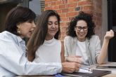 Mujeres al mando de su patrimonio: 5 estrategias clave quemarcan la diferencia - herencias y planificación financiera