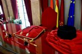 Miles de murcianos acuden al Ayuntamiento de Murcia para despedirse de su Alcalde, José Ballesta