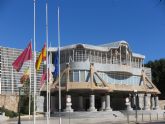 Banderas a media asta en la Asamblea Regional en se�al de duelo por el fallecimiento del alcalde de Murcia, Jos� Ballesta