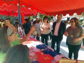 El Cervantes celebra un ‘mini-market’ para vender con fines benéficos los productos de las cooperativas escolares