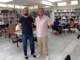 David Martnez visit la biblioteca de La Manga para estudiar mejoras de cara al prximo curso