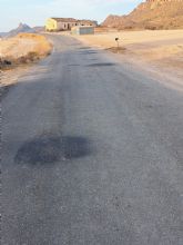 El Ayuntamiento desarrolla trabajos de mantenimiento y parcheo en distintos caminos rurales