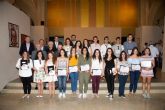 La Fundación Robles Chillida premia a 20 alumnos de centros caravaqueños, con expedientes destacados