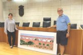 El polifactico artista Alfonso Gallego dona una pintura al Ayuntamiento de Totana