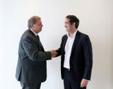 Correos y BBVA firman un protocolo para ampliar los servicios financieros en el mundo rural de Espa&ntilde;a