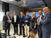 Fomento reclama las infraestructuras estatales necesarias para reforzar la competitividad en el sector del transporte por carretera de la Regi�n