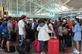 Más de 200 españoles vuelven desde la India e Indonesia bajo la coordinación de Exteriores