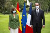 Carmen Calvo se reúne en París con el primer ministro Jean Castex y el presidente de la Autoridad Bancaria Europea