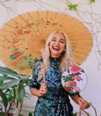 Marisa Navarro publica su nuevo libro de autoayuda Las ruedas dentadas