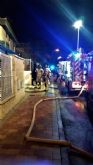 Bomberos apagan el incendio en una vivienda de la urbanizacin 'La Quinta' de Molina de Segura