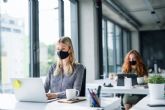 Los espanoles piden alternar la vuelta a la oficina con el teletrabajo, si se implantan medidas para evitar contagios