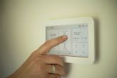 Interruptores y termostatos inteligentes para el hogar, según la web 