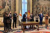 La ministra Carolina Darias firma un acuerdo de colaboración sanitaria con el ministro de Sanidad de Chipre