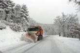 Mitma dispone 325 máquinas quitanieves y 47.950 toneladas de fundentes para hacer frente a las nevadas en Aragón y Cataluña