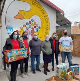 Lilly entrega 276 juguetes para nios de Madrid en riesgo de exclusin, gracias a la solidaridad de sus empleados
