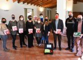 El ayuntamiento valenciano de Oliva refuerza la cardioproteccin de sus vecinos con 10 nuevos desfibriladores