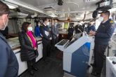 La ministra de Defensa reconoce la labor del Instituto Hidrográfico de la Marina en la seguridad de la navegación