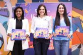 La presidenta del Voluntariado Banreservas visita la Feria del Libro para presentar 'Un banco de historias'