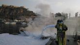 Un incendio ha afectado a 4 embarcaciones en el muelle pesquero de guilas