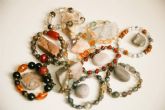 ?Cu�les son los beneficios de las pulseras de piedras para la salud?