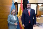 La vicepresidenta primera mantiene una jornada de trabajo en Asturias