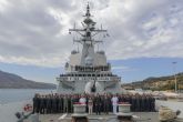 Robles visita en Creta la fragata ´Cristóbal Colón´ integrada en la Agrupación Naval Permanente de la OTAN