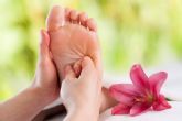 Reflexolog�a para el cuidado del cuerpo a trav�s del pie de la mano de Novi Terapias