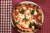 Disfrutar de una pizzer�a napolitana en Barcelona, en Spaccanapoli