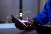 Cmo aumentar la velocidad de internet; wifi o fibra ptica plstica