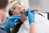Recuperar la sonrisa con implantes dentales de zirconio en DeltaDent, la cl�nica de Madrid experta en biocompatibilidad