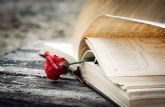 La tradici�n catalana de las rosas y los libros en Sant Jordi