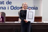 En los Premios Extraordinarios de Doctorado 2020-2021 y 2021-2022, la Dra. Patricia Guti�rrez Ontalvilla es premiada por la Universidad de Valencia