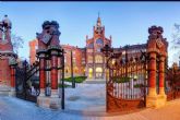 Descubrir uno de los mejores tesoros del Modernismo cataln, el Hospital de Sant Pau de la mano de este tour guiado
