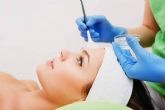 Lograr una piel radiante mediante el peeling efecto terap�utico y rejuvenecedor que ofrece Vitaliderma Skindiet