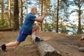 Ponerse en forma a partir de los 60 anos no es una locura, con el personal trainer �scar R�denas