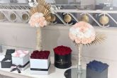 Roses To Love es una florister�a que ofrece rosas preservadas para eventos privados