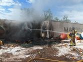 Servicios de emergencias sofocan un incendio en Ceutí