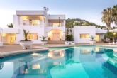Experiencias de lujo en Ibiza; servicios personalizados y villas exclusivas de LoveMexperience