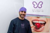 Su extenso catlogo de tratamientos y popularidad hacen destacar a la Clnica Dental Victoria