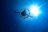 Escuela de buceo con espanoles en el para�so del buceo, con Drop Dive Maldives