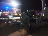 Servicios de emergencia han atendido esta madrugada dos accidentes ocurridos en la autova, con el resultado de una persona muerta y otra herida