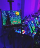 Wine Gogh, la empresa inventora de pintar con luz y art and wine se expande