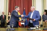 Planas firma con la Unión de Pequeños Agricultores y Ganaderos un acuerdo sobre 43 medidas de apoyo al sector agrario español