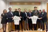 Murwall Sport presenta los maillots solidarios a favor de la Asociaci�n Espanola Contra el C�ncer