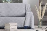 La Novena Nube incluye en su catálogo plaids o mantas de sofá de calidad y elegantes