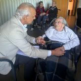 Teodora, la madrilena m�s longeva revela su secreto con 112 anos, de la mano del doctor De la Pena